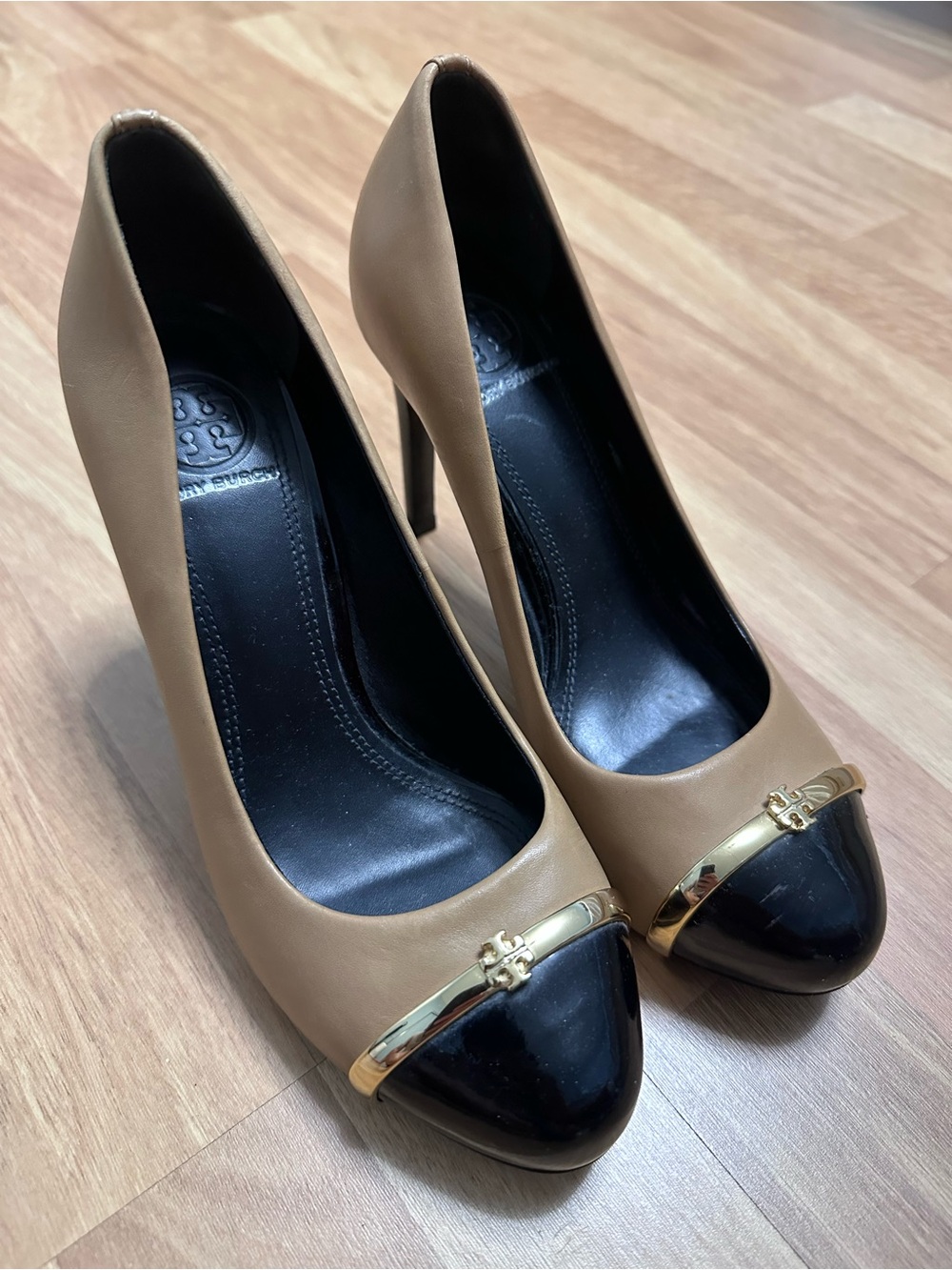 Tory Burch Tan Leather Pumps with Black Patent Cap Toe and Gold Accent
